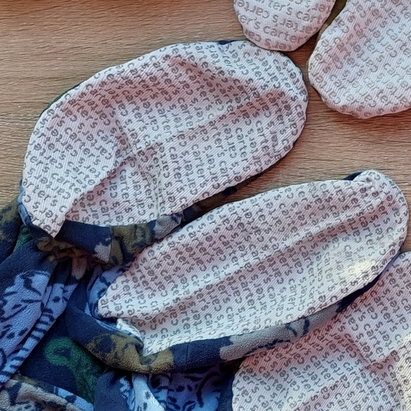 Bundle of Carter's fleece feet pajamas (update on bottom) - Picture 14 of 16